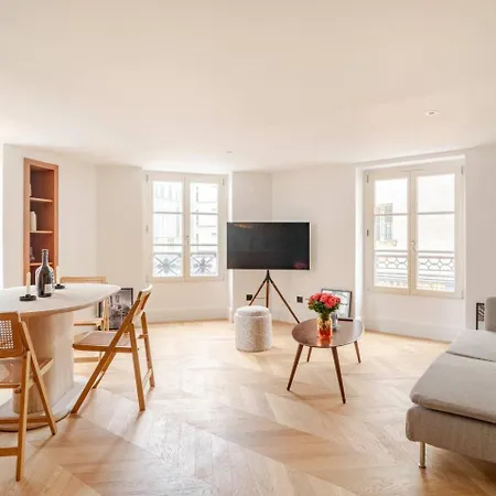Luxueux -saint Germain Des Pres - Centre De Appartement *